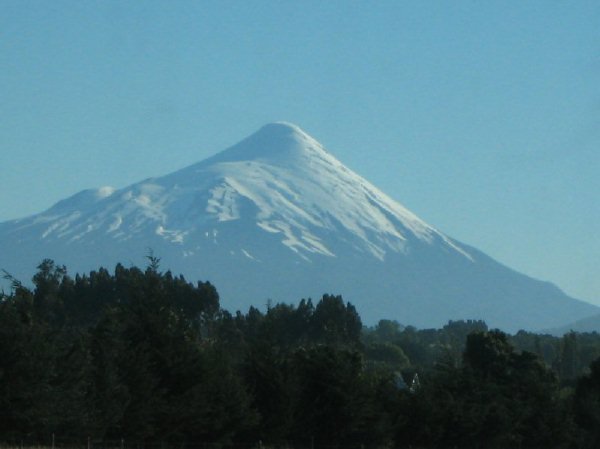 volcanoinpuertomontt.jpg