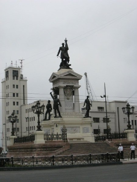 soldiersmonumentinvalparaiso.jpg