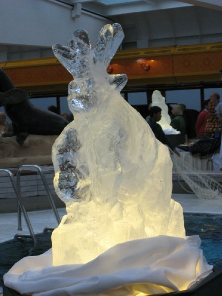 icesculptureatdessertextravaganza.jpg