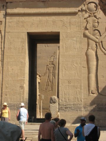egyptaswanphilaetemple_06.jpg