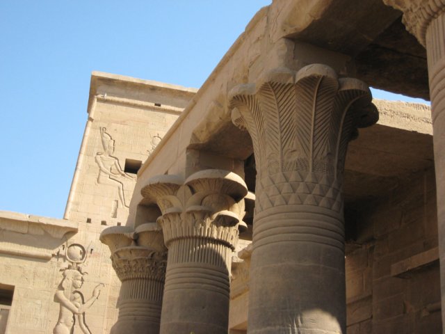 egyptaswanphilaetemple_08.jpg