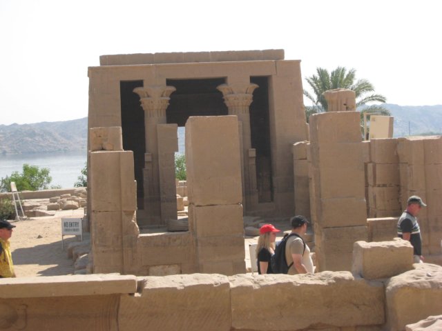 egyptaswanphilaetemple_19.jpg