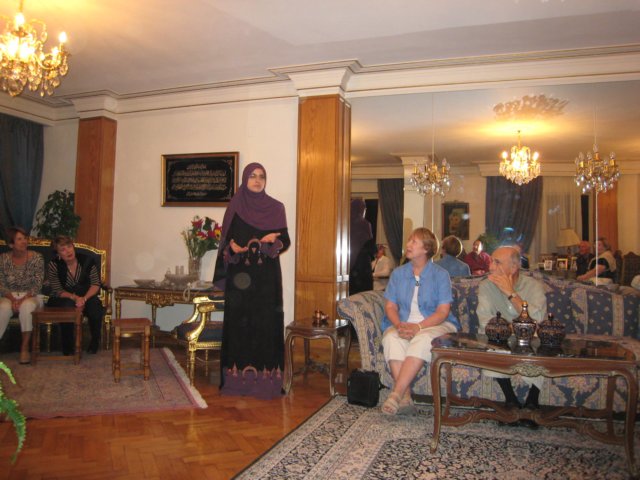 cairohosteddinner_01.jpg