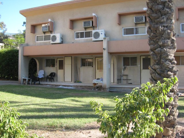 israellunchkibbutz_09.jpg