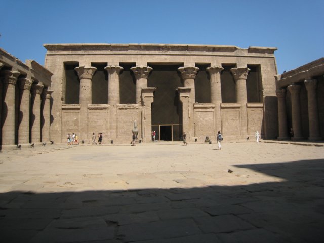 egyptnileedfutemple_08.jpg