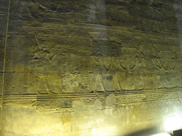 egyptnileedfutemple_18.jpg