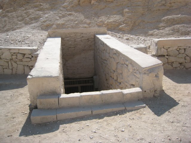 egyptvalleyofkings_13.jpg