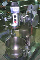 1108shipkitchen.jpg (44927 bytes)