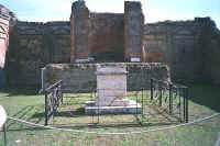 2409pompeii.jpg (60227 bytes)